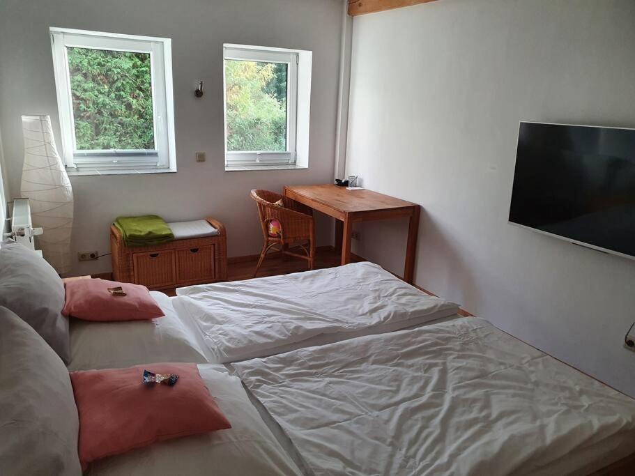 Kornhaus - Schoene Ferienwohnung Mit Pool, Kamin Und Terrasse Gottinga Esterno foto