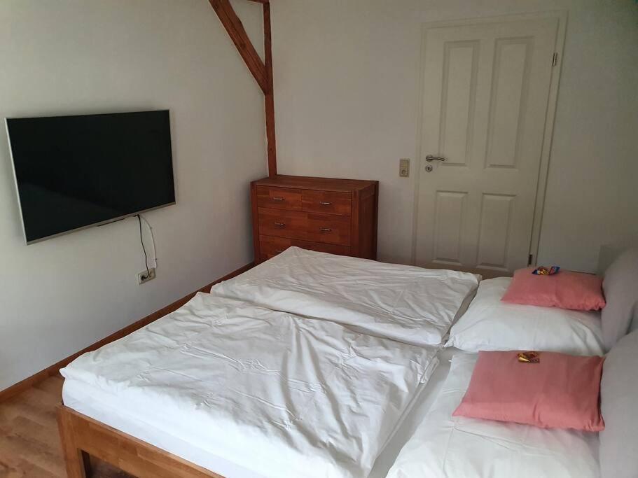 Kornhaus - Schoene Ferienwohnung Mit Pool, Kamin Und Terrasse Gottinga Esterno foto